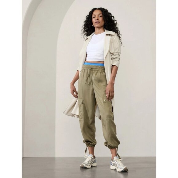 Athleta Pants - NWT Athleta Womens Size XS Olive Green Celestial High Rise Utility Pant NEW